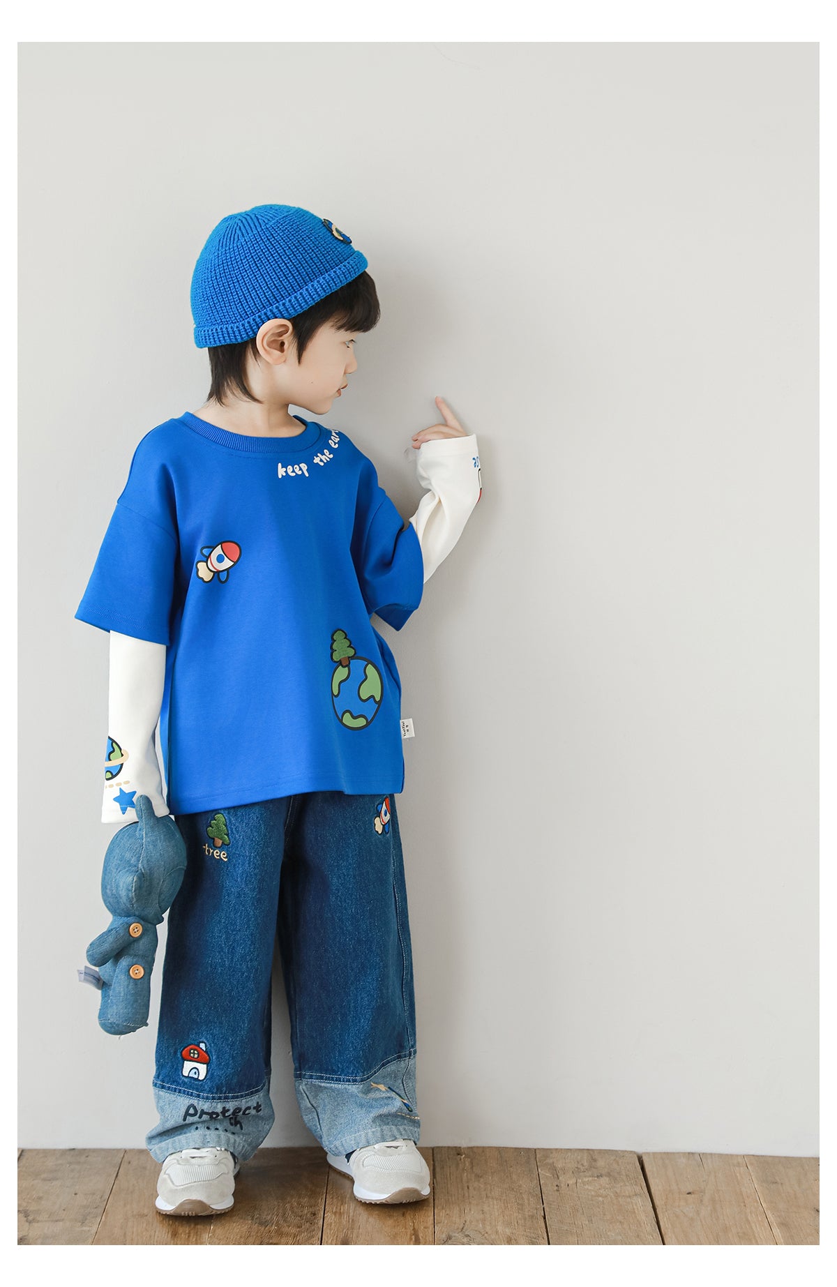 Earth Explorer Tee – Blue